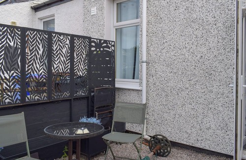Girvan Cottage | 3 bedroom accommodation in Girvan