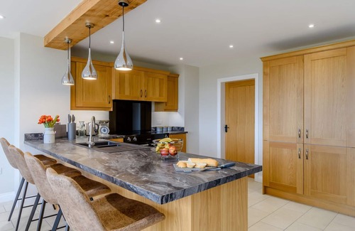 Newark Cottage | 3 bedroom accommodation in East Stoke, near Newark