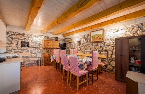 Rezanci House | 3 bedroom accommodation in Rezanci