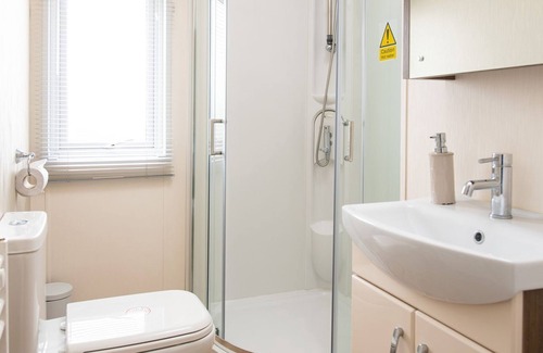 Rhyl Cabin | 3 bedroom accommodation in Rhyl