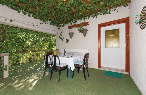 Vodice Apartment | 3 bedroom accommodation in Zaton