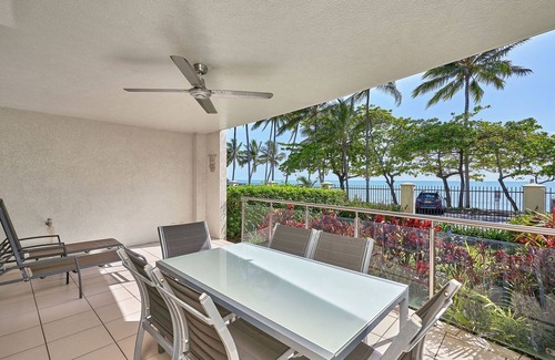 Palm Cove Apartment | 3 Bedroom Apartment in Trinity Beach