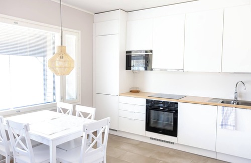 Vuokatti Apartment | 3-bedroom apartment in lovely Vuokatti at Nuasjärvi lake next to Katinkulta.
