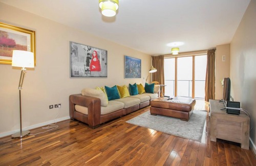 Grand Canal Dock Apartment | 3 Bedroom Apartment In the heart of Docklands