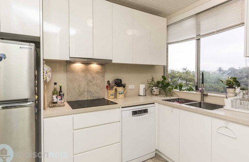 Vaucluse Apartment | 3 Bedroom Apt With Ocean Views & Parking