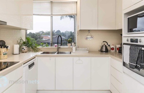 Vaucluse Apartment | 3 Bedroom Apt With Ocean Views & Parking