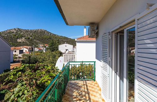 Poljica House | 3 bedroom awesome home in Poljica
