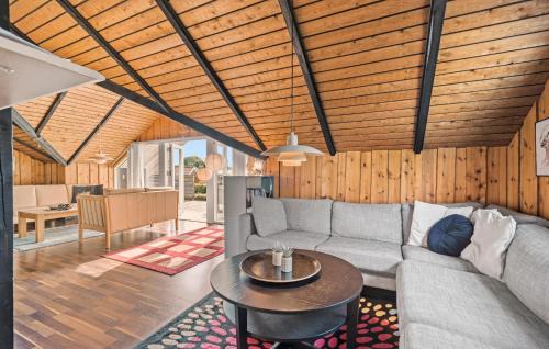 Horsens House | 3 Bedroom Awesome Home In Juelsminde