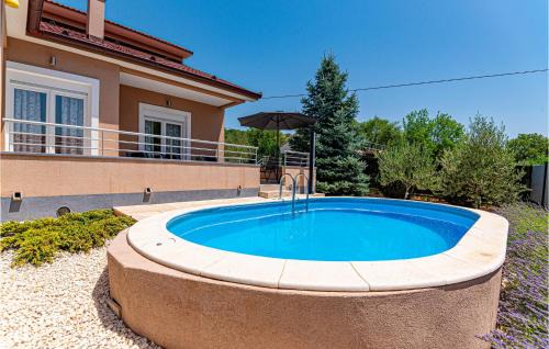 Drnis House | 3 Bedroom Awesome Home In Badanj