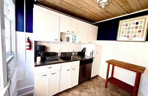 Pass-a-Grille House | 3-Bedroom Beachfront Home “Con La Marea” - Fall Promotion Rates