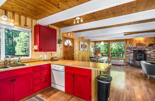 Arnold Cabin | 3 bedroom cabin in arnold