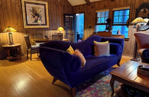 Smallwood Cabin | 3-bedroom cabin in serene Smallwood 5 min from Bethel Center for the Arts