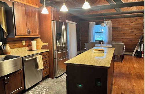 Bloomingburg Cabin | 3-bedroom cabin in peaceful Bloomingburg with WiFi, AC