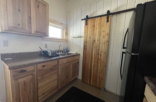 Au Train Cabin | 3 bedroom cabin on the lake with indoor fireplace. Pet friendly.
