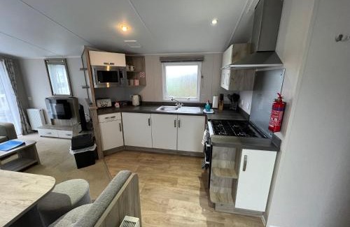 Shanklin Apartment | 3 Bedroom Caravan MC37, Shanklin, Isle of Wight