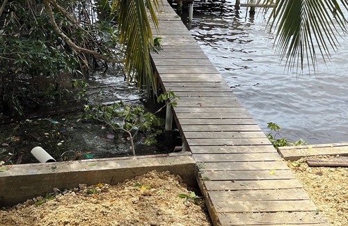 Bocas del Toro Cabin | 3 Bedroom, Cenobias Place, Ocean View, Saigon Bay .