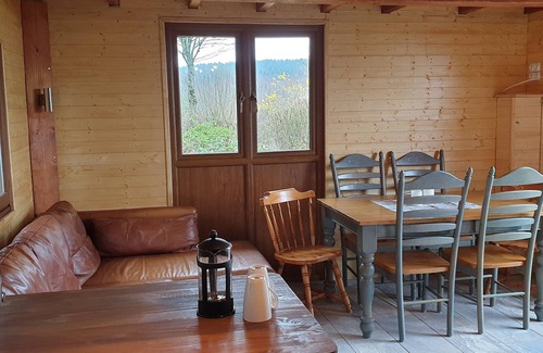Saint-Germain-de-Tallevende-la-Lande-Vaumont Ski Chalet | 3 Bedroom Chalet/Lodge Stunning Views of Lake & Golf Course. Pool (May to Sept)