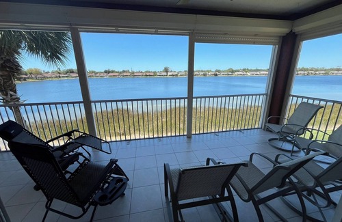 Crown Pointe Condo | 3-bedroom condo in beautiful Naples with a phenomenal lake view