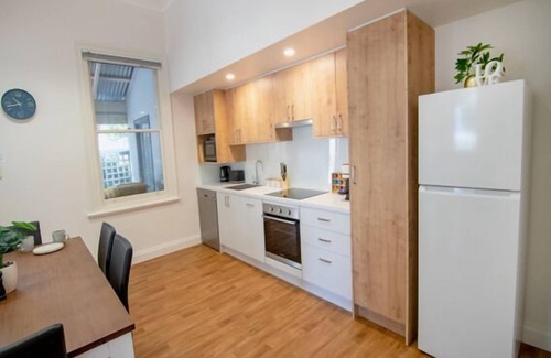 Albany Cottage | 3 bedroom cottage with a central location that can't be beaten.