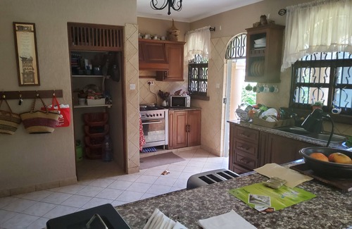 Dar es Salaam House | 3-bedroom Country Home in Dar es Salaam with Gardens, 5G WiFi and AC