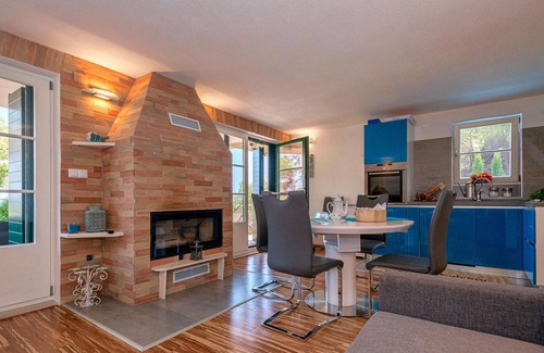 Zavala House | 3 bedroom cozy home in Gromin Dolac