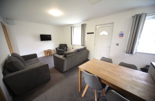 Hele Apartment | 3 Bedroom Deluxe Apartment Ilfracombe North Devon A (3)