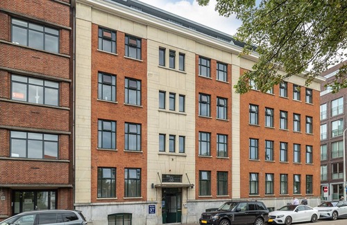 The Hague Center House | 3-bedroom duplex apartment in Den Haag