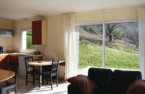 Saint-Michel-en-Greve House | 3 bedroom accommodation in Saint Michel en Greve