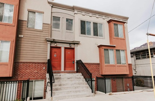 Central Business District House | 3 Bedroom Getaway in the Heart of Provo - Sleeps 7