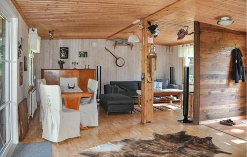 Varmland County House | 3 Bedroom Gorgeous Home In Årjäng