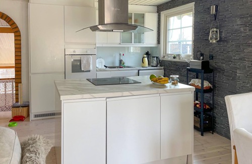Aplared House | 3 bedroom gorgeous home in Aplared