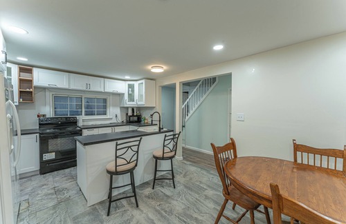 Dix Hills House | 3-bedroom house in peaceful Dix Hills with WiFi, AC. Enjoy tranquility