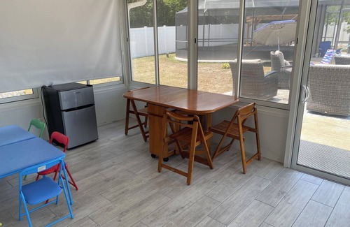 Arlington House | 3-bedroom house in Jacksonville with fenced backyard and screen enclosed pool.