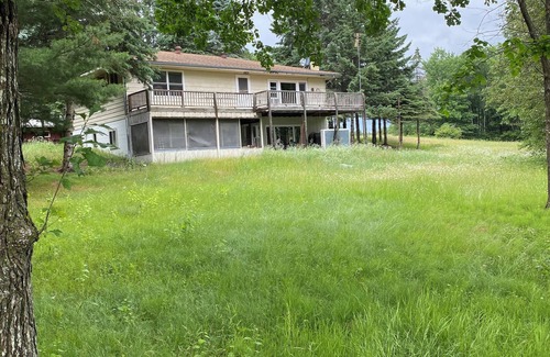 Walker House | 3-bedroom house in welcoming Walker with AC, WiFi, dock, kinda private.