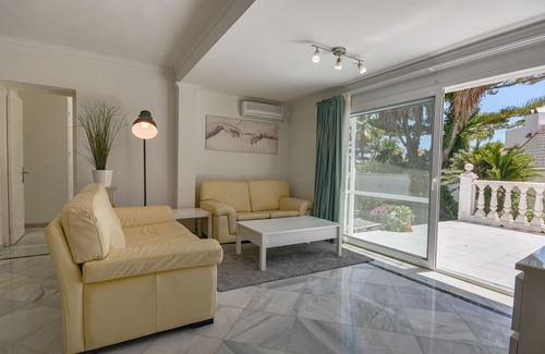 Carib Playa Ski Chalet | 3 bedroom house next to the beach in Carib Playa, Marbella