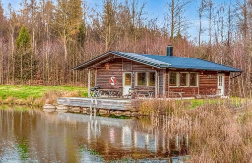 Horby House | 3 bedroom lake front home in Hörby