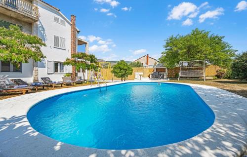 Danilo Apartment | 3 Bedroom Lovely Apartment In Sibenik