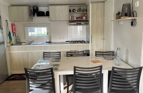 La Vallee House | 3-bedroom mobile home for 6 people - 5* campsite/20 minutes walk from the beach