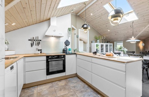Bønnerup Strand House | 3 bedroom nice home in Glesborg