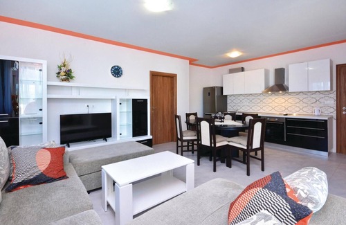 Vranjic House | 3 bedroom nice home in Solin