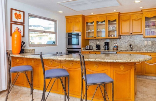 Flamingos Apartment | 3 bedroom oceanfront suite with terrace, Jacuzzi and all the amenities