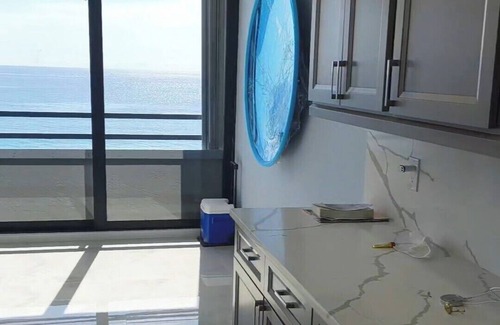 South Palm Beach Condo | 3-bedroom Oceanfront Palm Beach Condo with Pool & Steps to the Beach