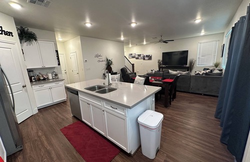 Centennial Ranch - Classics House | 3-Bedroom Retreat in North Las Vegas –Private Yard, Fast Wi-Fi, Family Friendly