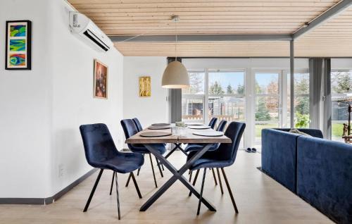 Farvang House | 3 Bedroom Stunning Home In Fårvang