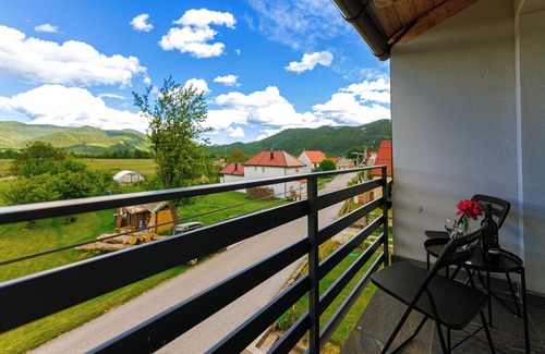 Lic Villa | 3-bedroom Villa in Lič - Fužine