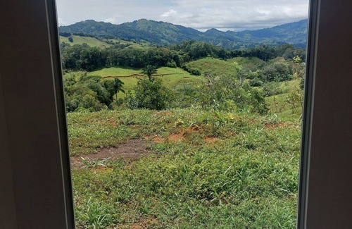 Baru Villa | 3-bedroom villa Platanillo, Wifi, AC, at river, magnificent view on forests.