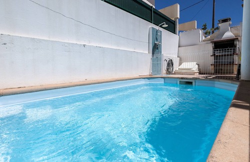 Manta Rota Ski Chalet | 3 bedroom villa with private pool close to the beach by AlgarveManta (23V3)