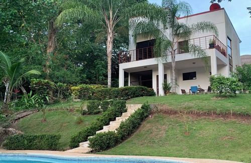 Montezuma Villa | 3-bedroom Villa, with tropical gardens and pool, 3km from the beach.