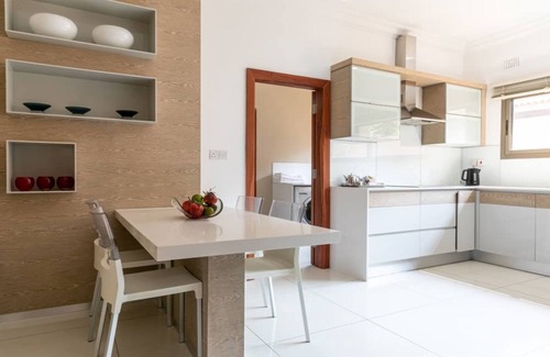 Lusaka Villa | 3 Bedrooms Exclusive Villa in Mass Media