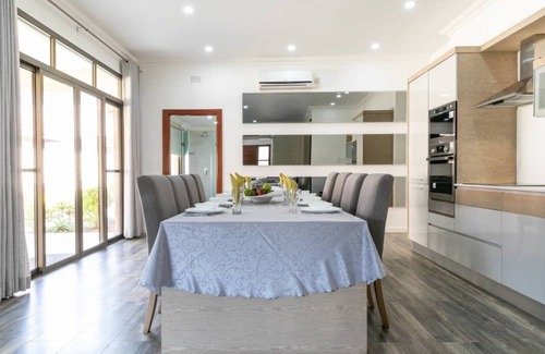 Lusaka Villa | 3 Bedrooms Exclusive Villa in Mass Media